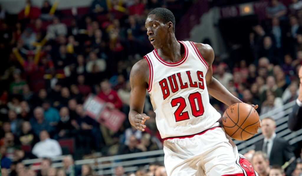 Tony Snell